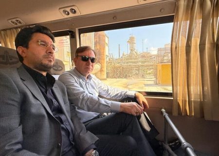 استاندار بوشهر: توسعه صنایع پایین‌دستی پتروشیمی خارگ یک ضرورت ملی است