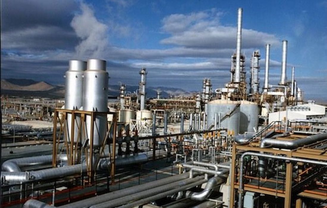 رکوردشکنی پالایشگاههای ایران در تولید بنزین و نفتگاز