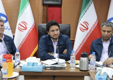 مدیرعامل پتروشیمی خارک : وظیفه خبرنگاران کشف و بیان بی کم و کاست حقیقت است