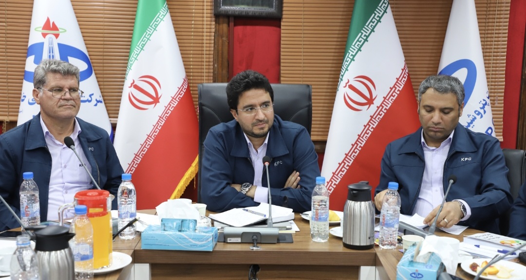 مدیرعامل پتروشیمی خارک : وظیفه خبرنگاران کشف و بیان بی کم و کاست حقیقت است