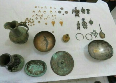 بازگشایی موزه باستان‌شناسی دشتستان با نمایش ۱۰۰ اثر تاریخی