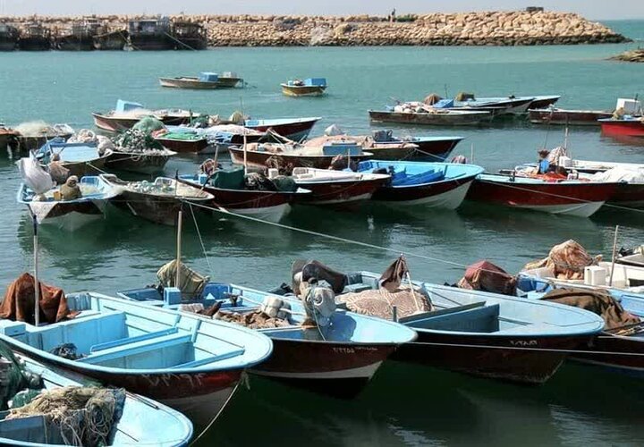ساماندهی قایقهای فاقد هویت در بوشهر تا هفتم آبان