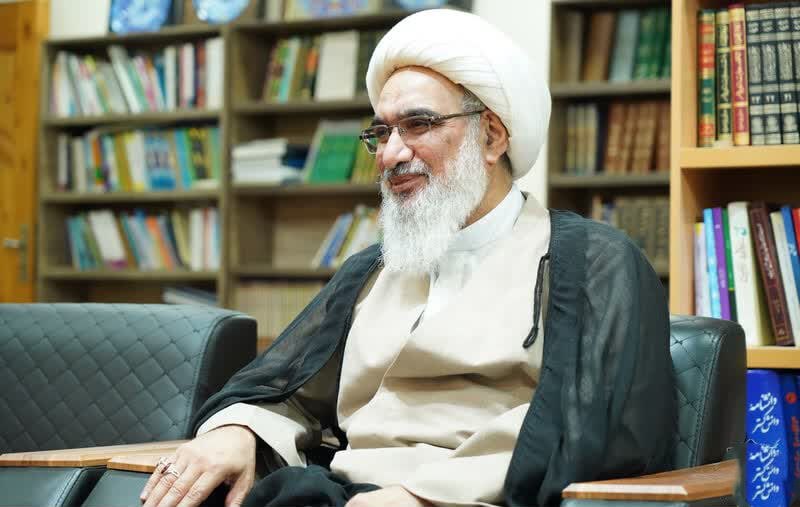 پیشنهاد ایجاد دبیرخانه دائمی همایش «ما و غرب» در بوشهر