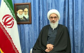 امام جمعه بوشهر: غربی‌ها تاریخ حضورشان در خلیج‌فارس را بازخوانی کنند