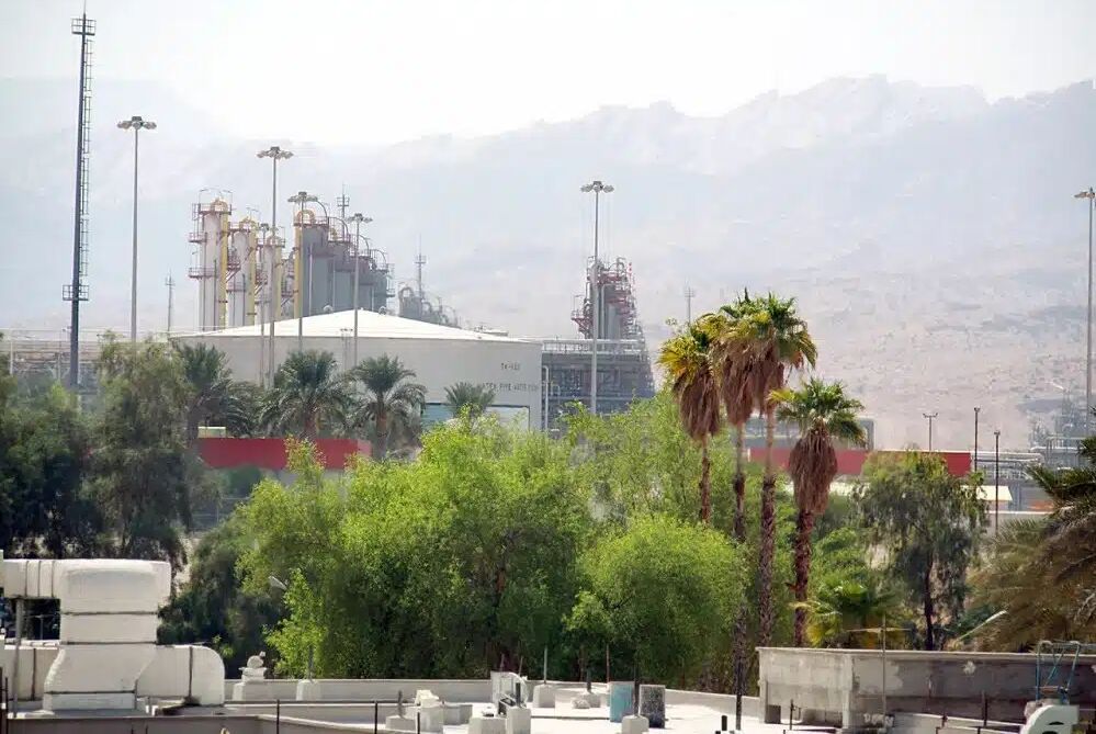 کاهش ۷۱ درصدی مشعل‌سوزی در پالایشگاه فجر جم / گام مؤثر در کاهش انتشار آلاینده‌ها