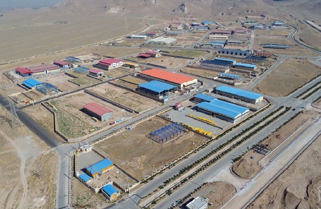بدون سند جامع صنعتی و حذف بروکراسی، توسعه اشتغال در بوشهر به توازن نمیرسد