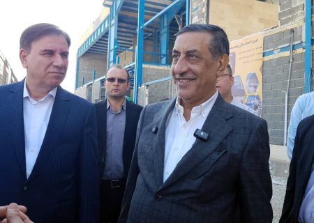 بازدید معاون اجرایی رئیس‌جمهور از پروژه ورزشی چندمنظوره بوشهر