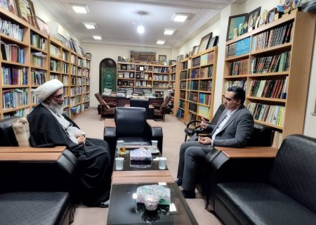 آیت الله صفایی بوشهری: خدمات زیرساختی و فرهنگی در جزیره خارگ تقویت شود