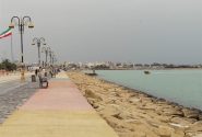 سواحل خلیج‌فارس در استان بوشهر تا اوایل امشب مواج است