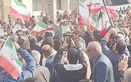 پیکر شهید مدافع امنیت در بوشهر تشییع شد