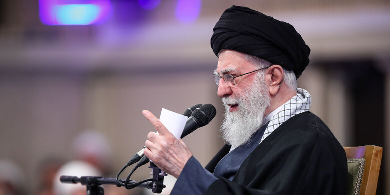 رهبر انقلاب: روایت‌های پیشرفت باید به گوش و دل جوانان برسد