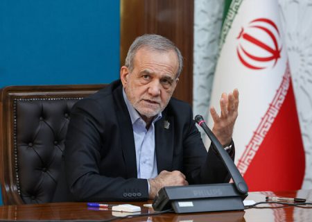 پزشکیان: حمایت رهبر عالیقدر انقلاب اسلامی سرمایه بزرگی برای دولت است