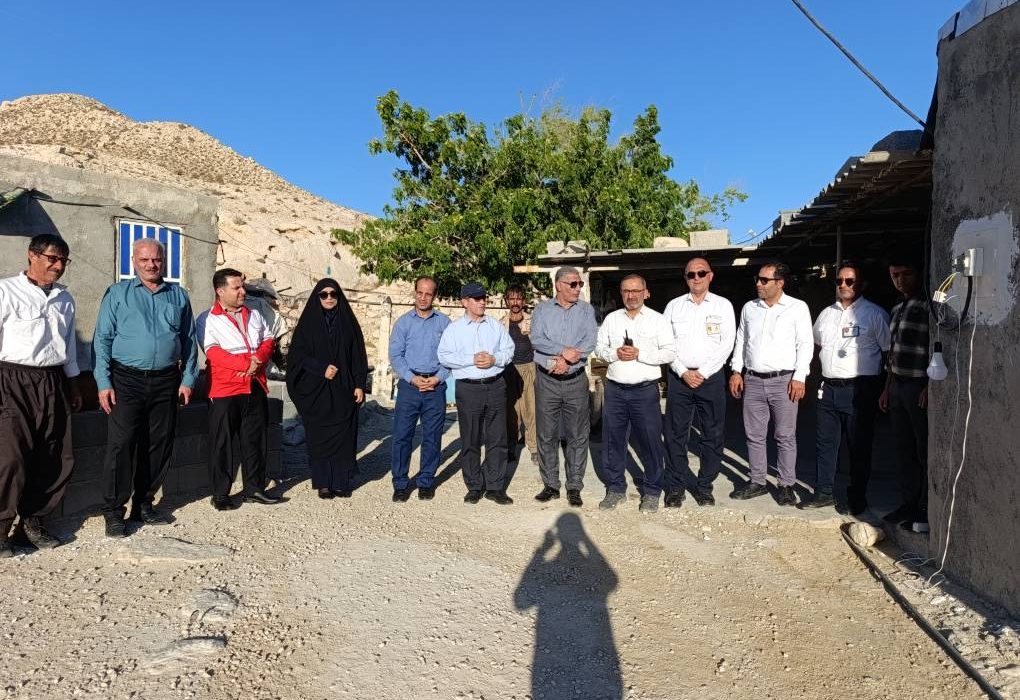 فاز دوم برقرسانی به روستای مخدان دیّر به بهرهبرداری رسید