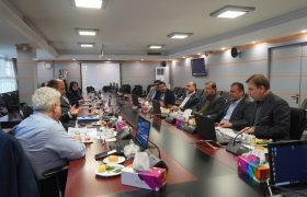 تأکید استاندار بوشهر بر توسعه زنجیره ارزش آبزیان