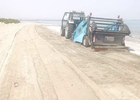 تداوم پاکسازی مکانیزه سواحل پارک ملی دریایی نای‌بند