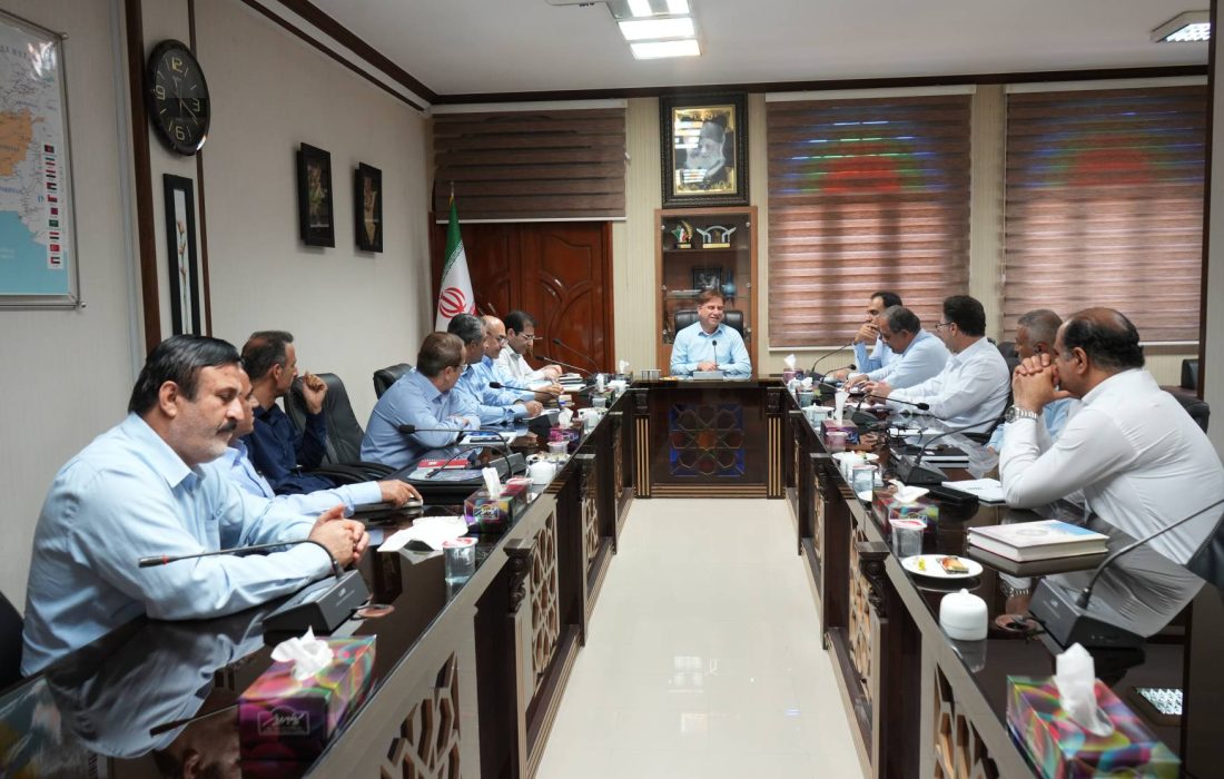 استاندار بوشهر بر تشدید نظارت فرمانداران بر بازار تأکید کرد