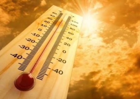 تداوم گرمای ۵۰ درجه‌ای و مواج شدن خلیج فارس در بوشهر