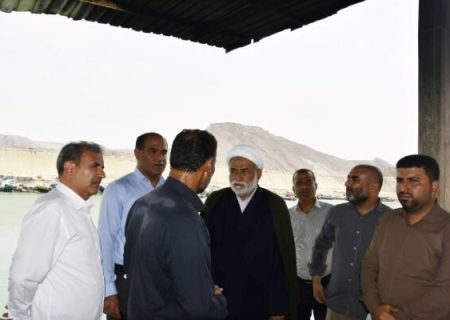 بازدید میدانی مسئولان از اسکله بنود پس از حمله آمریکا