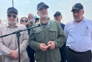 کارکنان صنعت نفت، شریان مقاومت و اقتصاد ایران را زنده نگه داشتهاند