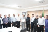تحویل اسناد مالکیت املاک روستایی به بنیاد مسکن بوشهر