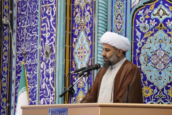 امام جمعه خارگ بر پاسخگویی دولت و تقویت اعتماد عمومی تأکید کرد