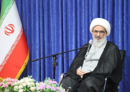 بوشهر نماد وحدت و همدلی شیعه و اهل سنت است