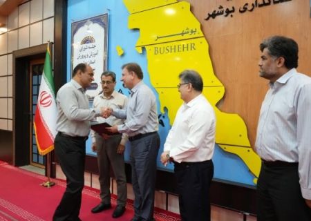 فرماندار عسلویه سفیر مدرسه‌سازی استان بوشهر شد