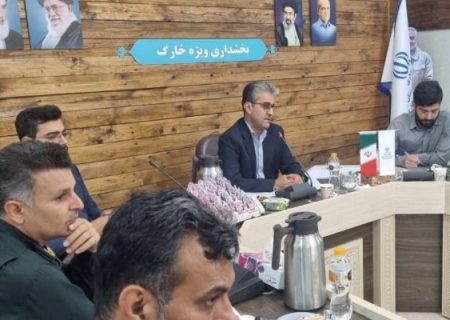 پرداخت به‌موقع حقوق کارگران در خارگ در اولویت پیمانکاران قرار گیرد