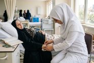 خدمت ۲۹۰۰ نیروی پرستاری و فوریت‌های پزشکی در خط مقدم سلامت بوشهر